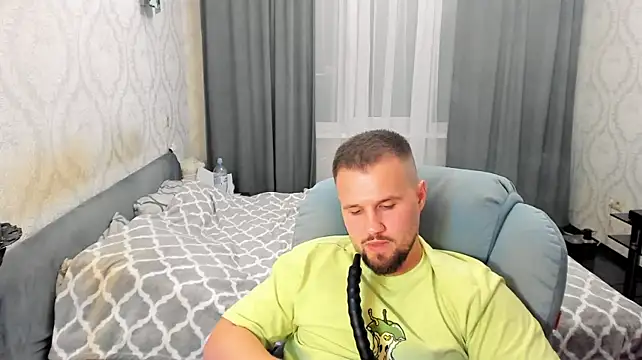 Vladik_b Webcam-Show