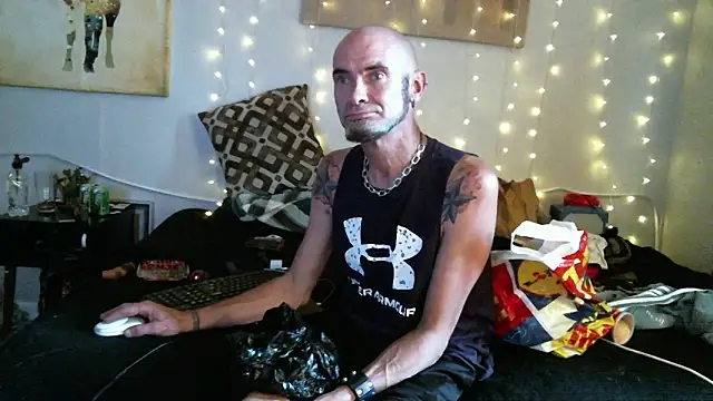TommyDoggg webcam show