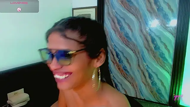 katha_Crawford Show Webcam