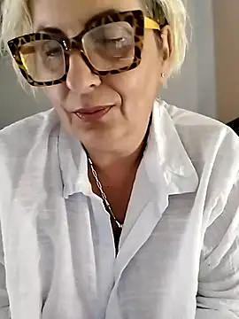 Pumabionda's Live XXX Chat