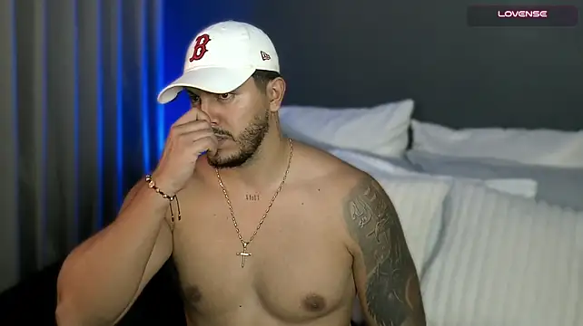 owen-pierces Webcam show