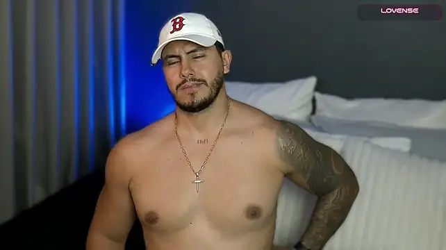owen-pierces Webcam Show