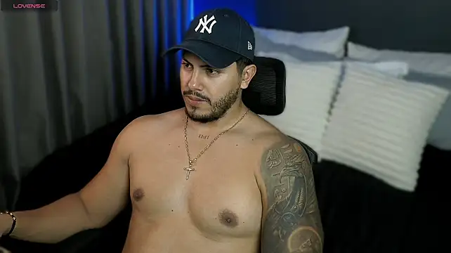 owen-pierces Webcam-Show