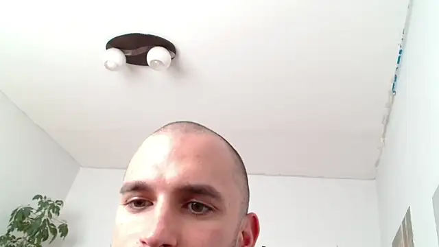 Show modela OskarBreno na web-kameri