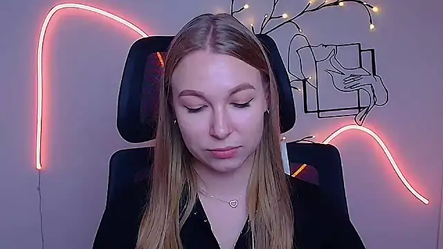 Dana_flowers' Webcam Show