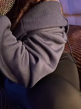 دردشة YaraQueen الجنسية المباشرة