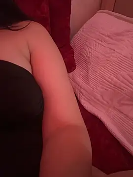 YaraQueen Adlı Modelin Web Kamerası Şovu
