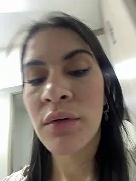 KenyaCopper's Live XXX Chat