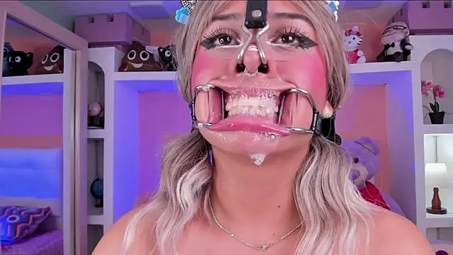 miss___megan's Webcam Show