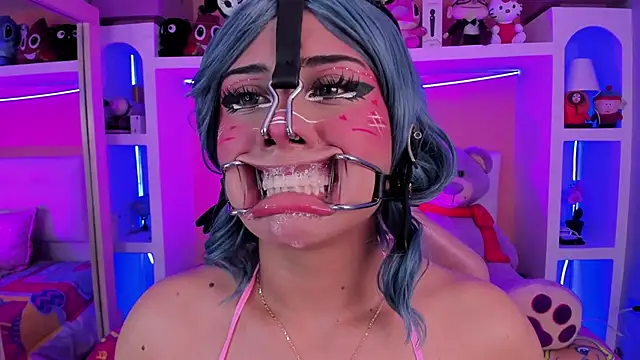 miss___megan Chat XXX live