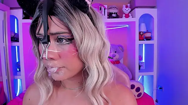 הופעת וובקאם של miss___megan