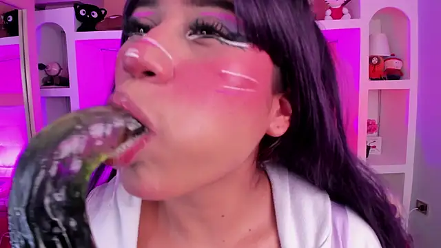 miss___megan чат на живо