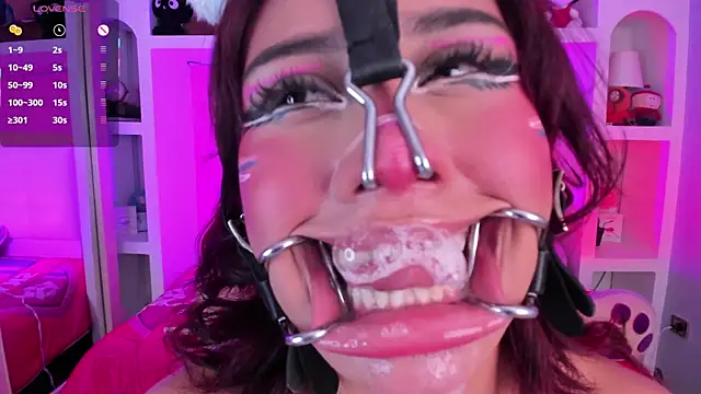 miss___megan webcam show