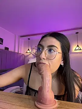 Miller_Vanessa_ Webcam show