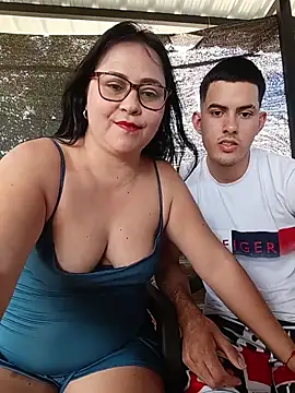 Dirty-Momm-Divorced-Hot's Webcam Show