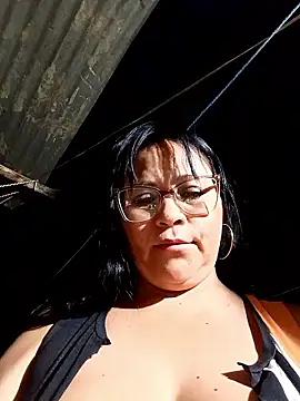 Dirty_Pregnant_Mommy Adlı Modelin Web Kamerası Şovu