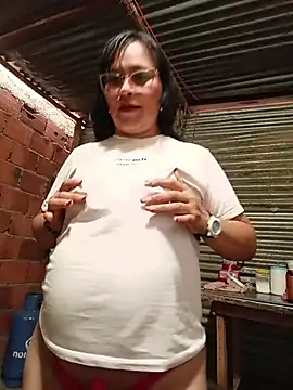 Dirty_Pregnant_Mommy: онлайн-секс-чат