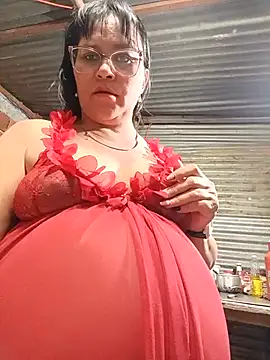 Pokazy przed kamerką – Dirty_Pregnant_Mommy