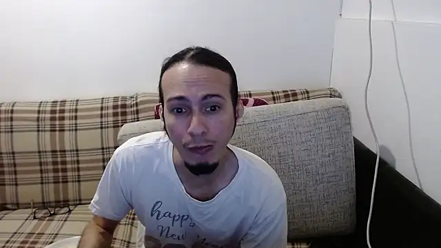 cholitohermoso's Webcam Show