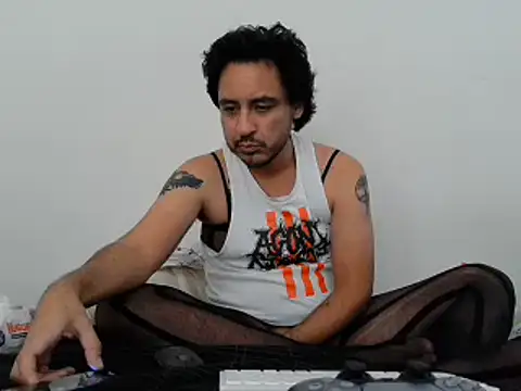 Iscariot19 Webcamshow