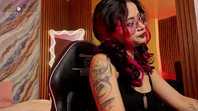 kristen_tay লাইভ XXX চ্যাট
