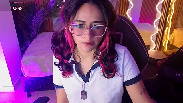 kristen_tay Chat XXX in diretta