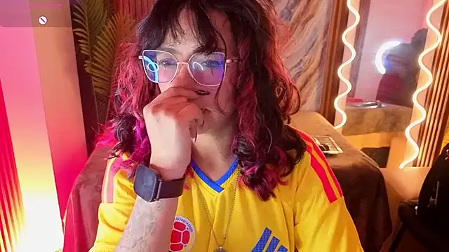 kristen_tay Adlı Modelin Canlı XXX Sohbeti