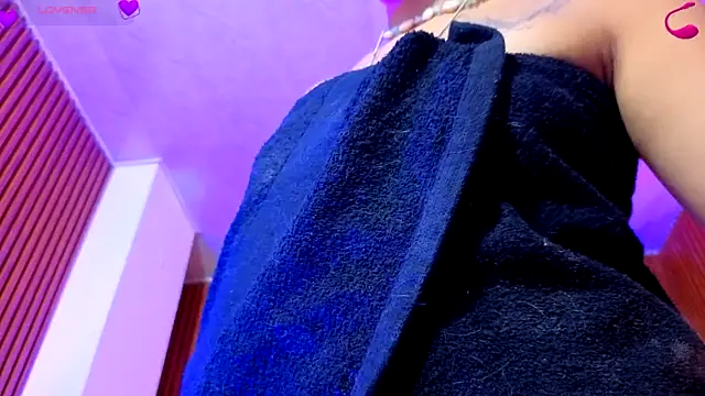 غرفة دردشة kristen_tay المباشرة