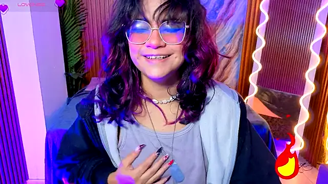 kristen_tay Live XXX-chat