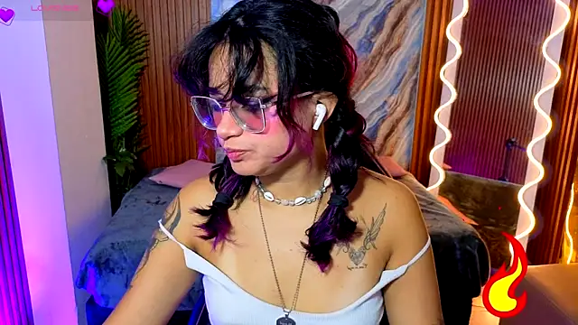 kristen_tay's Live XXX Chat