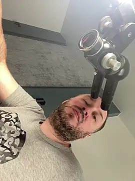 DorianJeday Show in webcam