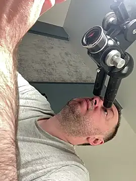 DorianJeday Show in webcam