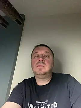 DorianJeday Show in webcam