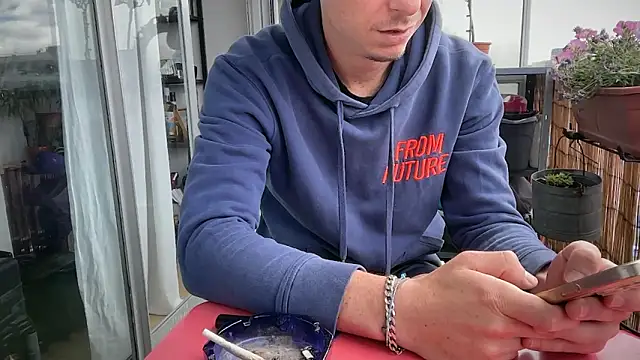 MikymikeBBWD's Webcam Show