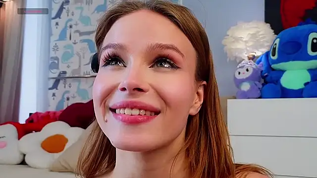 TaiteBayles Adlı Modelin Canlı XXX Sohbeti