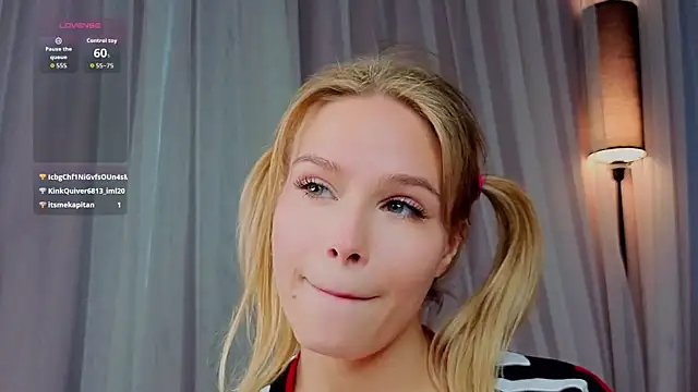XXX chat uživo modela TaiteBayles