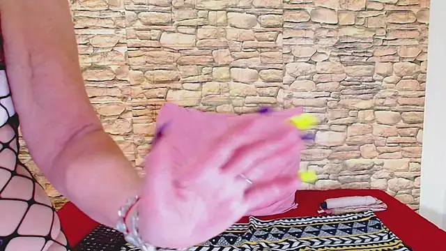 Chat +18 de LuciousGrace ao vivo