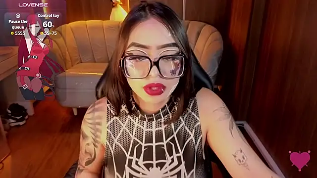 Anni_acker_b's Webcam Show
