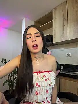Camistar18 Show in webcam