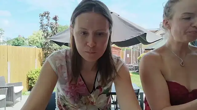 eatmypie69 现场性爱视讯表演