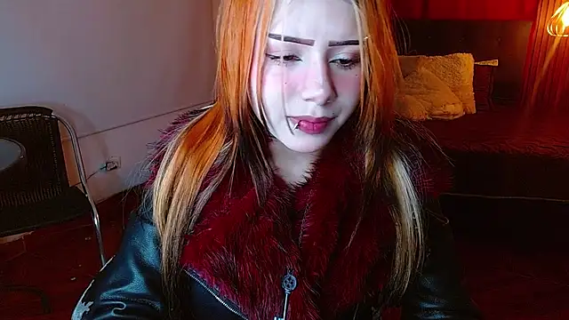 Show modela fyreandfox_ na web-kameri