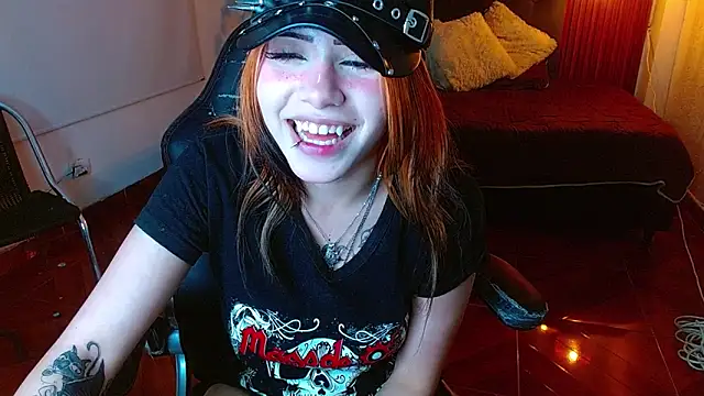 fyreandfox_ Webcamshow
