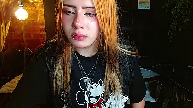 fyreandfox_'s Webcam Show