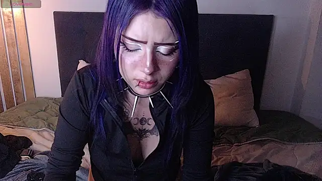 fyreandfox_'s Webcam Show
