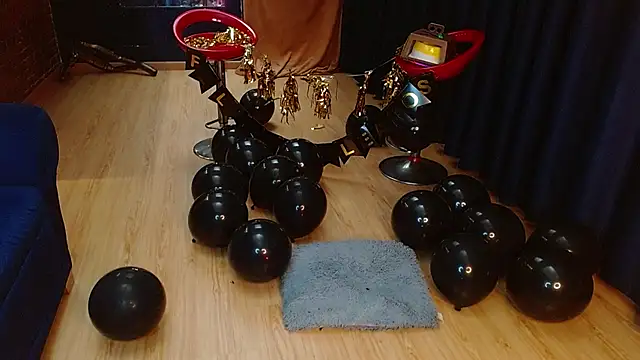 fyreandfox_'s Webcam Show
