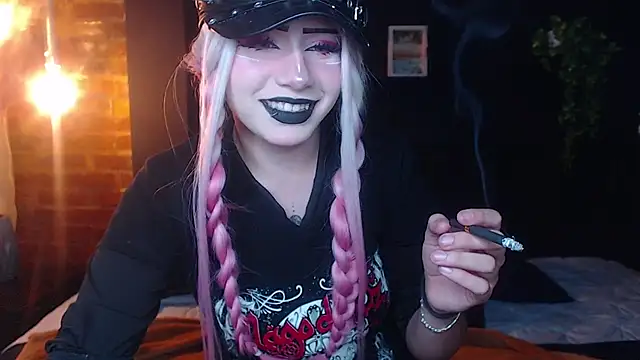 fyreandfox_'s Webcam Show