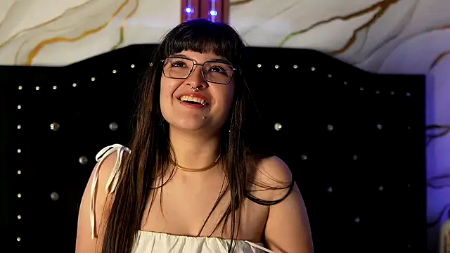 ARTEMISAKIM Live XXX-chat