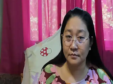 CHUBBY_ANGEL09's Webcam Show