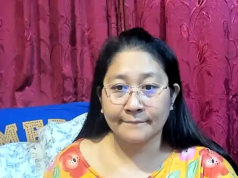 CHUBBY_ANGEL09's Webcam Show