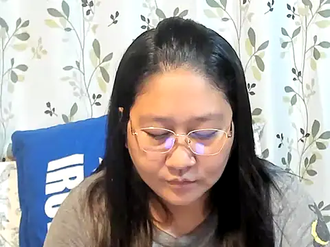 CHUBBY_ANGEL09's Webcam Show